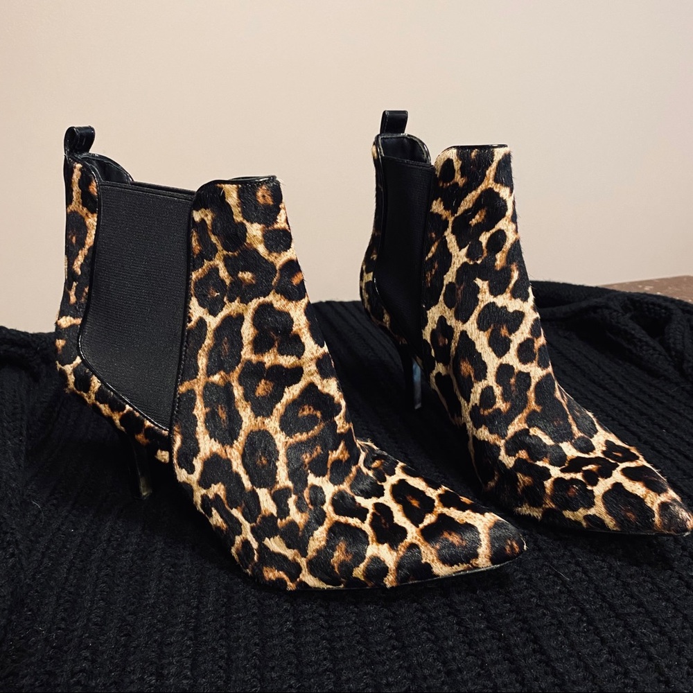 Michael Kors - Asbury Ankle Boots
